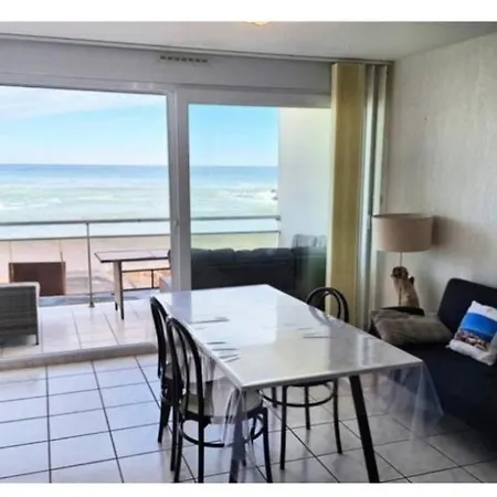 Apartment ' Les Pieds Dans L'eau '